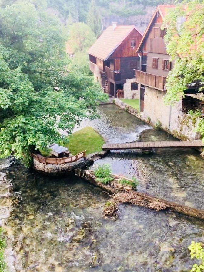 Отель Soba Agata Слуни Экстерьер фото